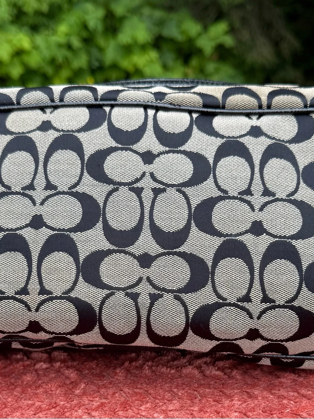 Coach Black/grey Signature shoulder bag with Central Stripe F28501